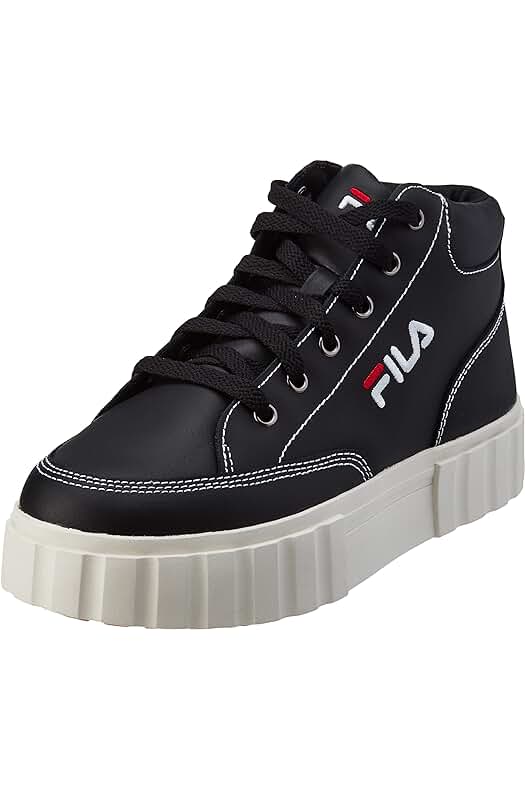 Botas Fila Sandblast Mid Wmn: estilo y comodidad para mujeres que buscan aventura.