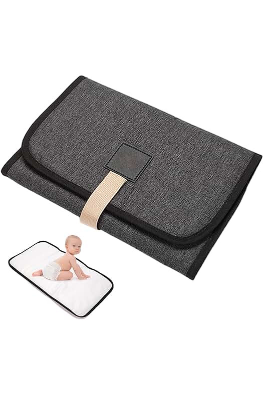 Cambiador de bebé portátil y práctico para cambios de pañales fuera de casa.
