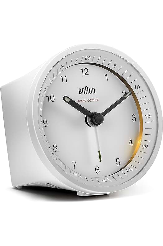Despertador Braun BC07W-DCF, el compañero perfecto para despertar con estilo.