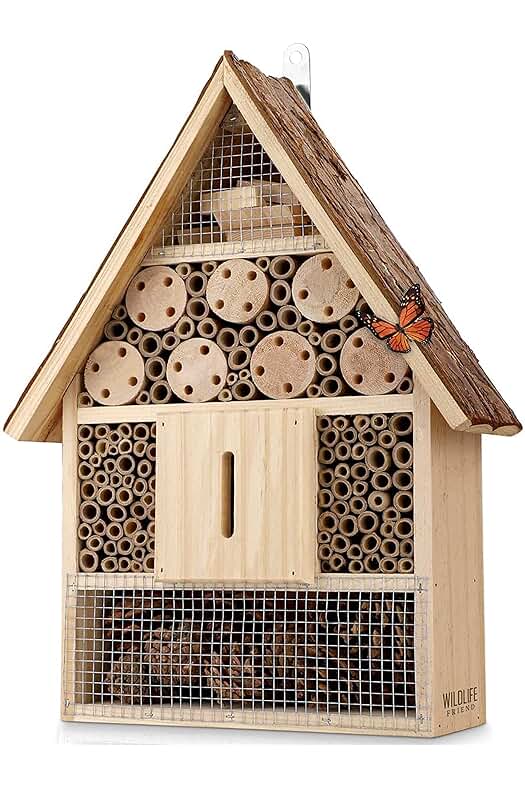 Hotel para Insectos: Refugio Natural para Beneficiar la Vida Silvestre del Jardín.