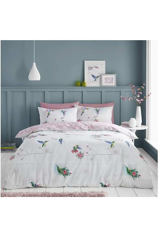 Juego de cama de lujo con diseño floral de colibrí en rosa rubor.