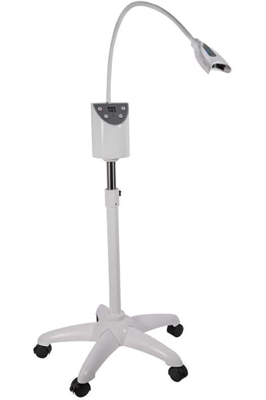Lámpara de blanqueamiento dental para lograr dientes más blancos y brillantes.