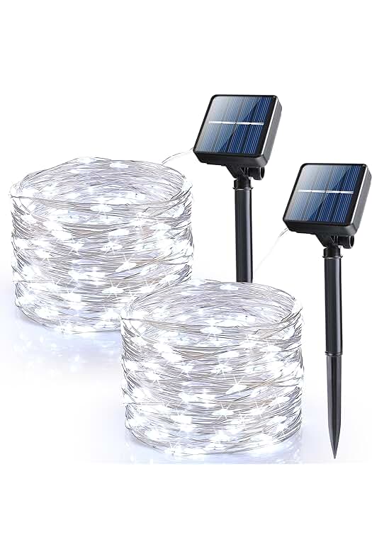 Luces solares exteriores para decorar y iluminar tu jardín de forma eficiente y ecológica.