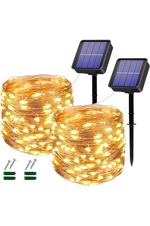 Luces solares LED para exteriores: Ilumina tu jardín con estas guirnaldas de luces solares impermeables.