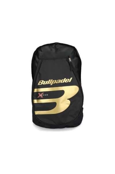 Mochila Fun S de Bullpadel en negro y dorado para tus aventuras deportivas.