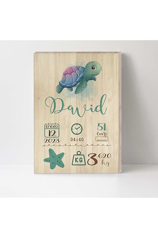 Natalicio de madera personalizado para bebés: Tortuga Turquesa con nombre y datos de nacimiento.