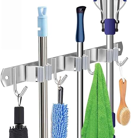 Soporte de pared para escobas: Organizador resistente con clips y ganchos para garaje.