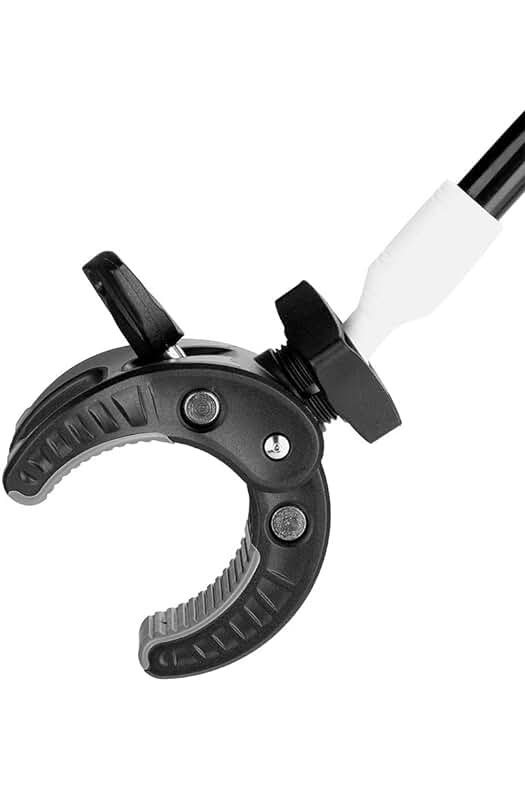 Soporte para secador de pelo ajustable y seguro con amplia compatibilidad para tu mesa de aseo.